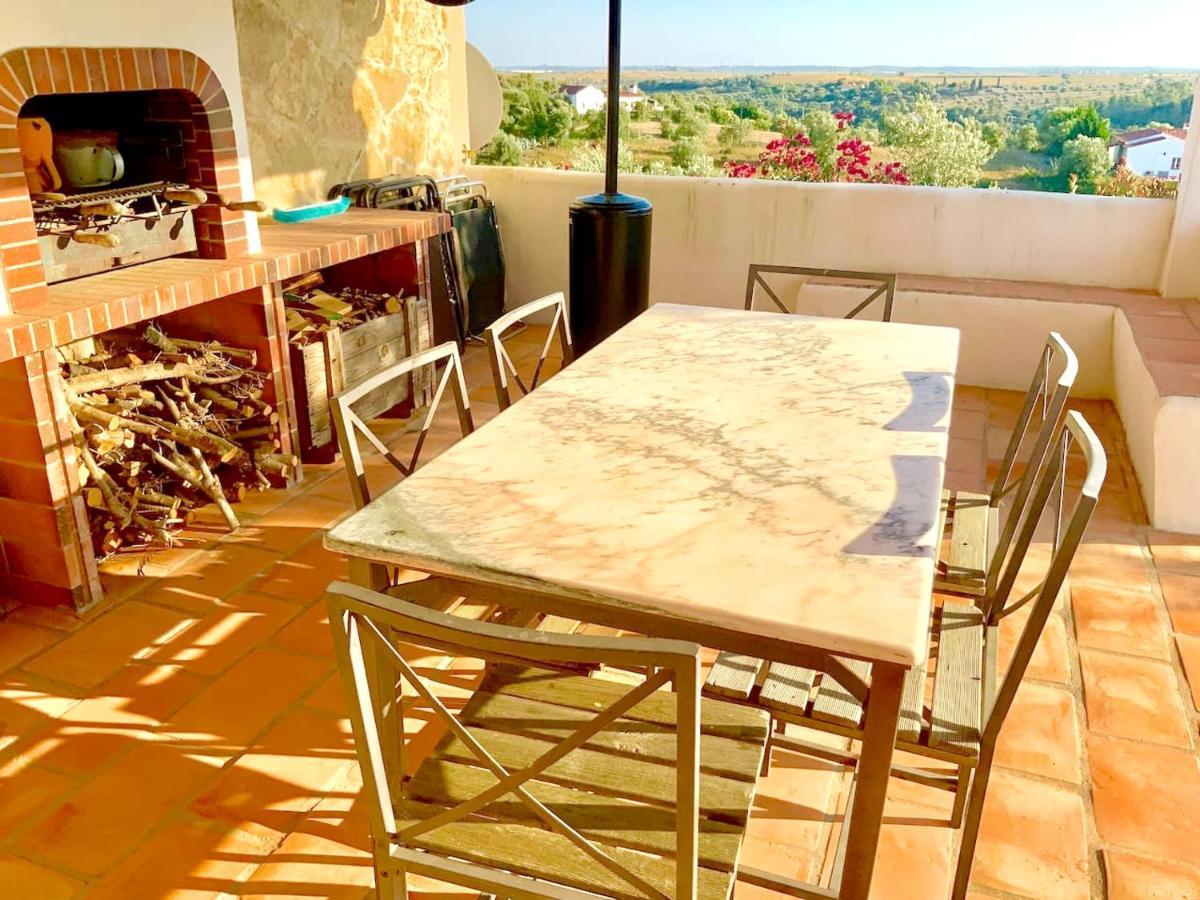 Charming Villa In Casais De Sao Bras Exterior photo